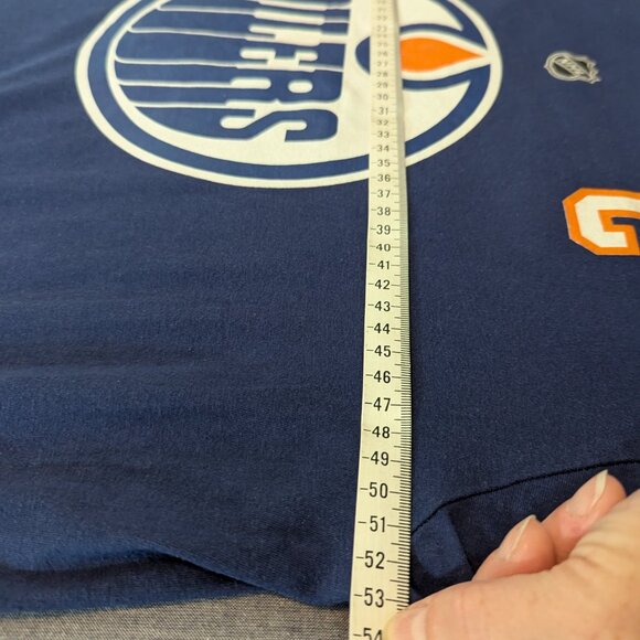Fanatics Connor McDavid Edmonton Oilers Hockey T-Shirt - Navy - Size L - Picture 8 of 9